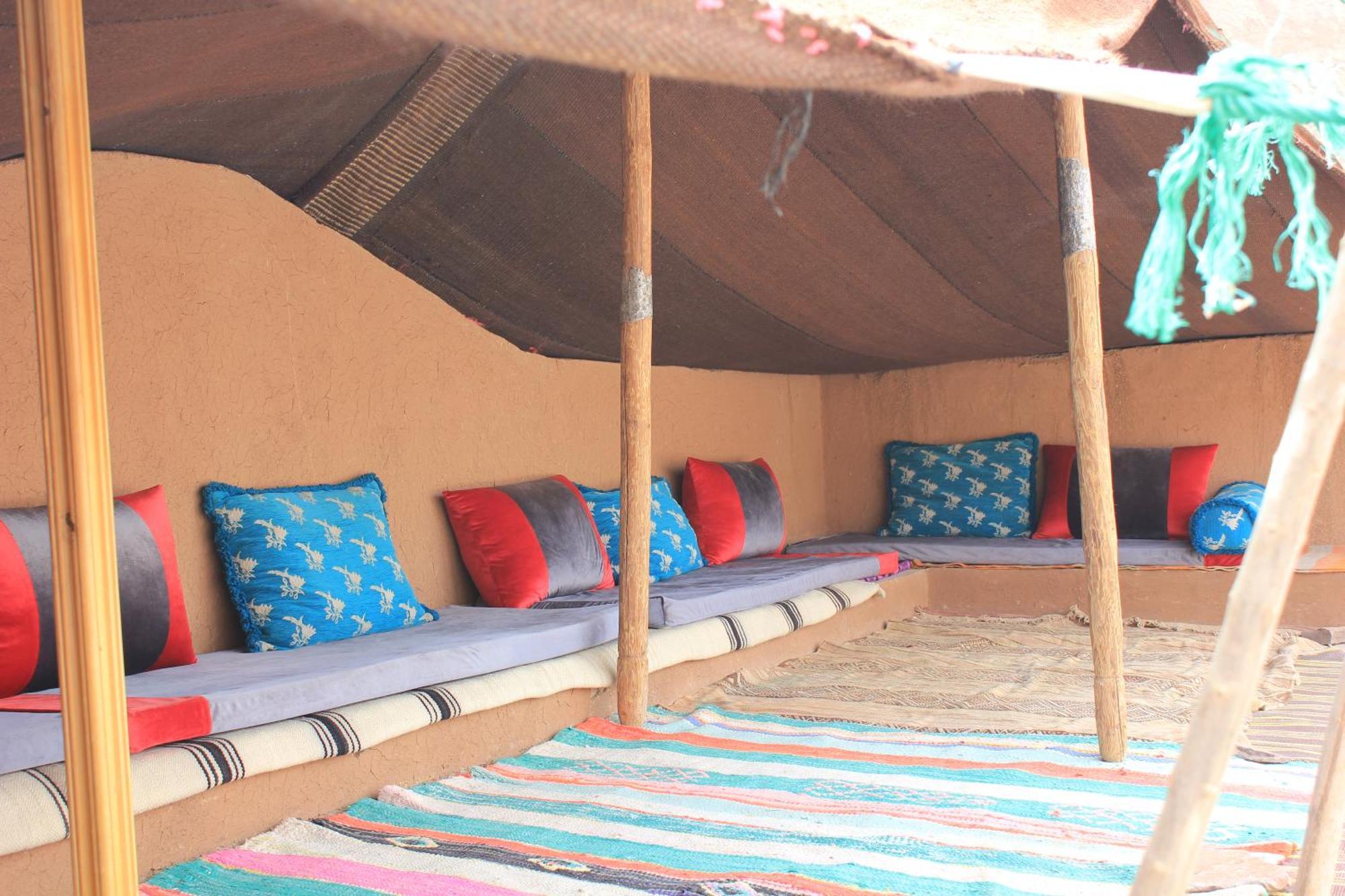 Albergue Kasbah Lucas Akhendachou n'Ait Ouffi Exterior foto